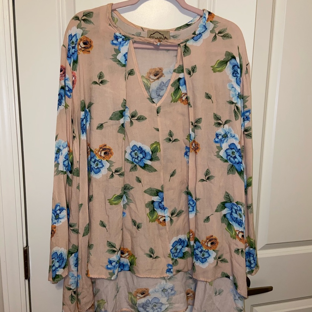 Long Sleeve Floral Blouse